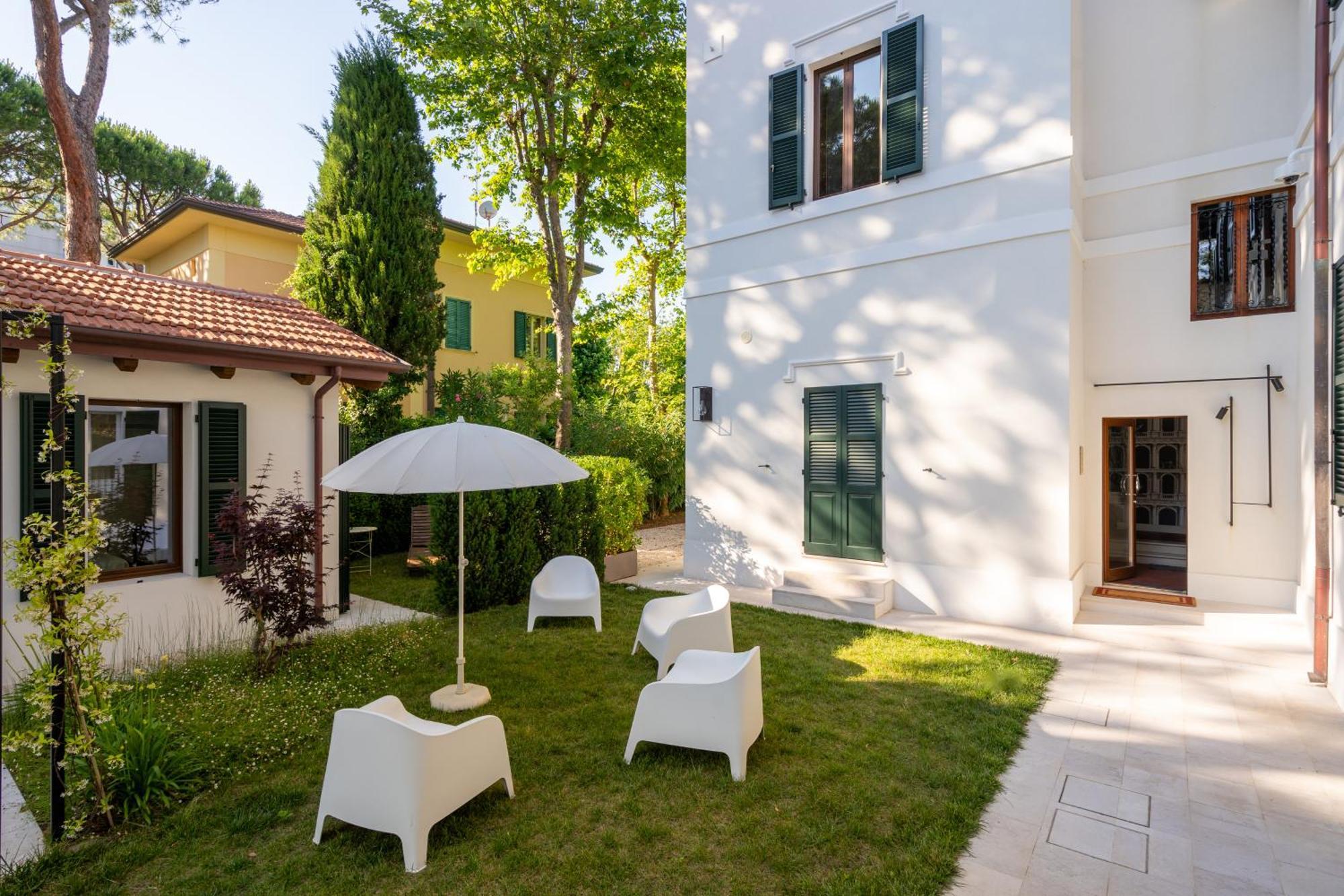 Hotel Select Suites & Spa - Apartments Riccione Esterno foto