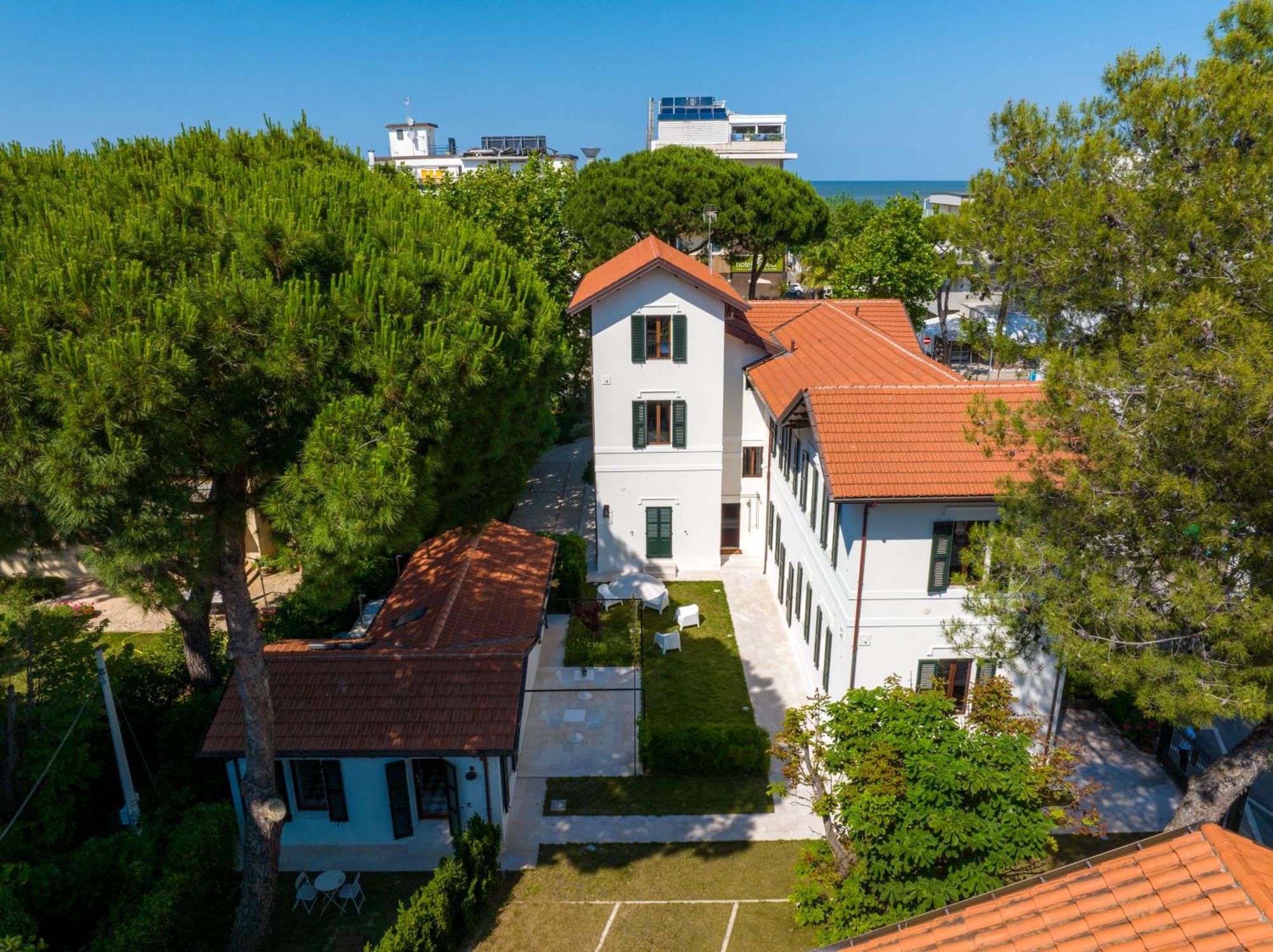 Hotel Select Suites & Spa - Apartments Riccione Esterno foto