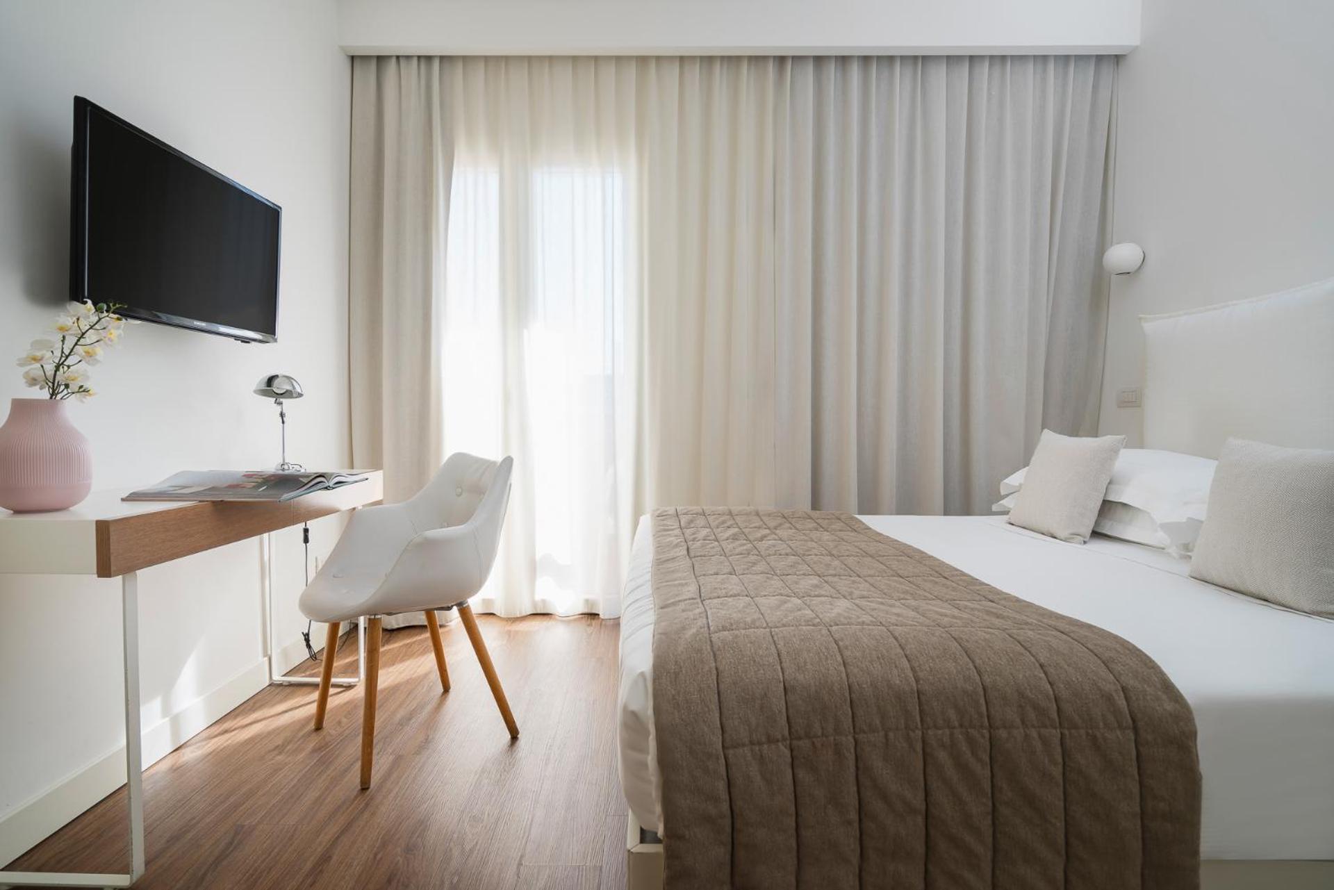 Hotel Select Suites & Spa - Apartments Riccione Esterno foto