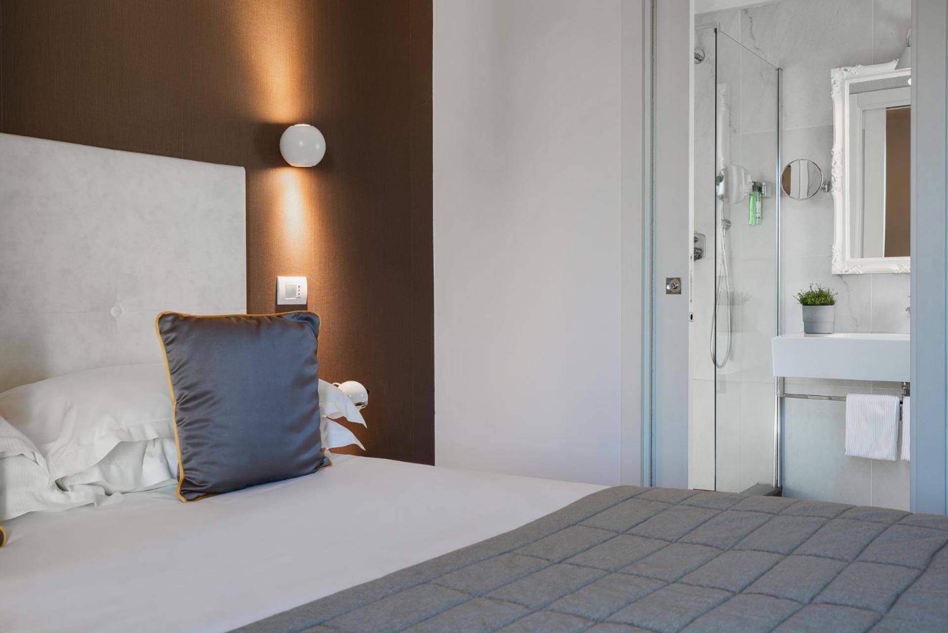 Hotel Select Suites & Spa - Apartments Riccione Esterno foto